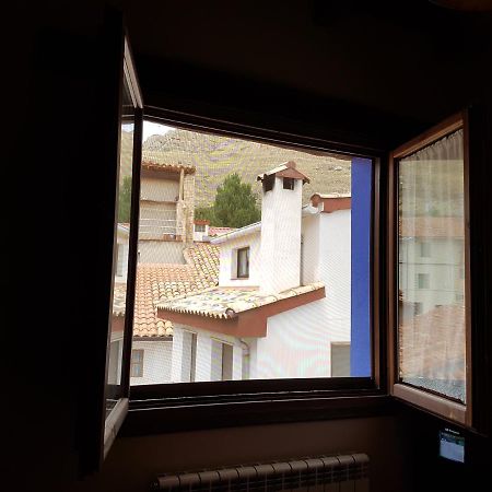 Hotel Rural El Horno De Aliaga Luaran gambar