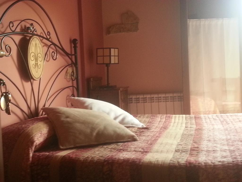 Hotel Rural El Horno De Aliaga Bilik gambar