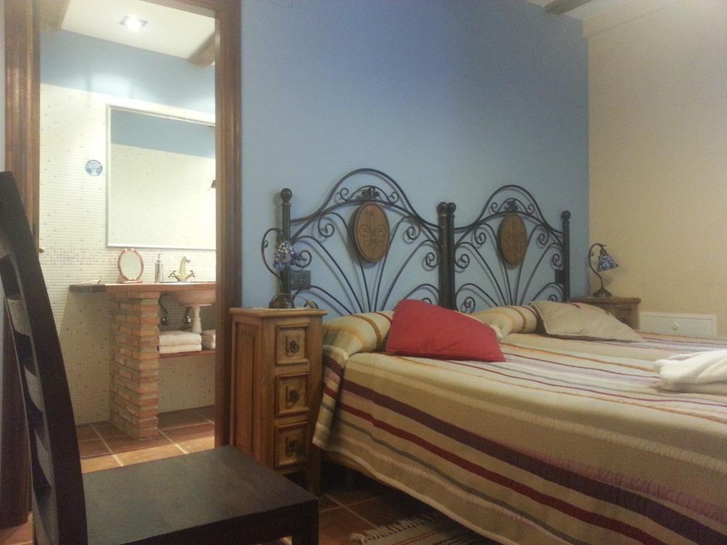 Hotel Rural El Horno De Aliaga Bilik gambar