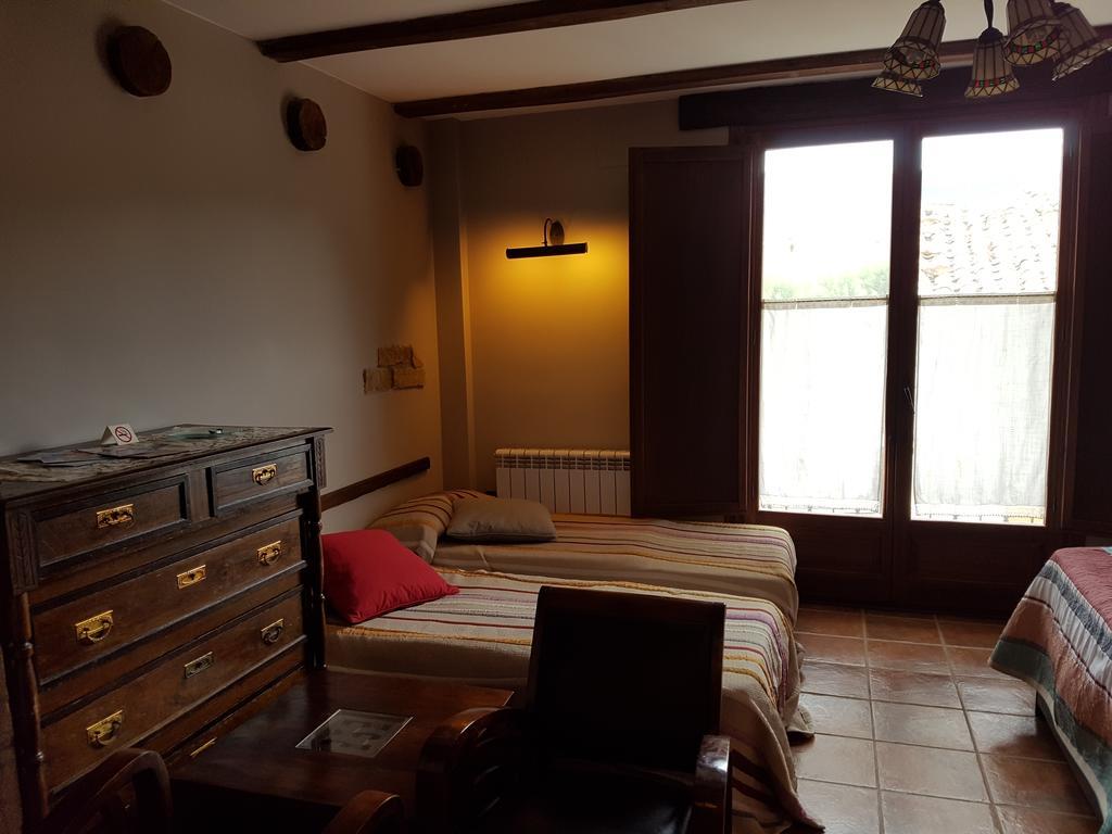 Hotel Rural El Horno De Aliaga Luaran gambar